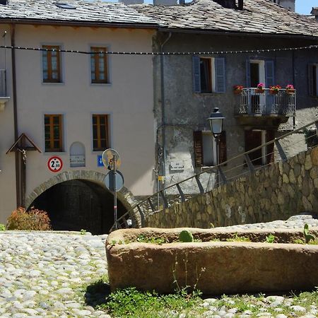 Appartamento Chez Martin Aosta Esterno foto